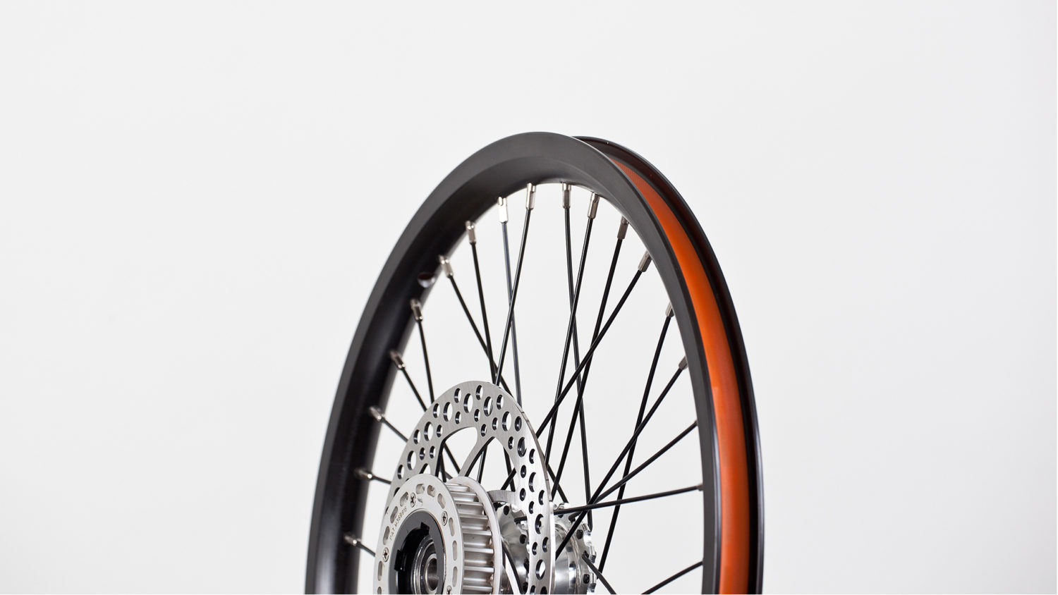 strida 18 inch wheels